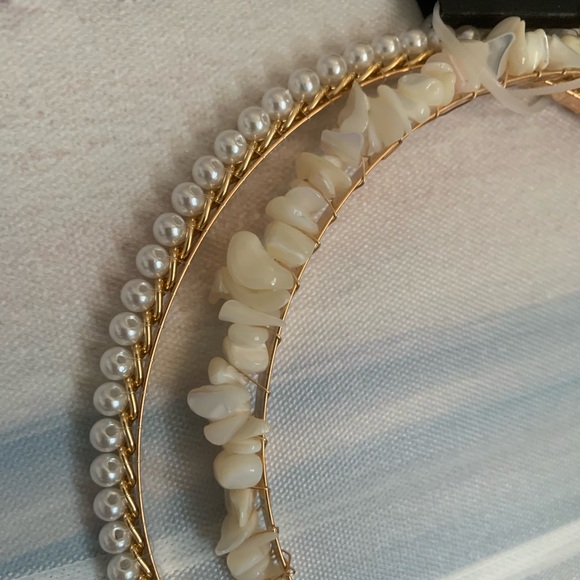 New Dainty Beachy Crystal Chip Shell & Pearl Headband Set🐚🐚 - Picture 3 of 10